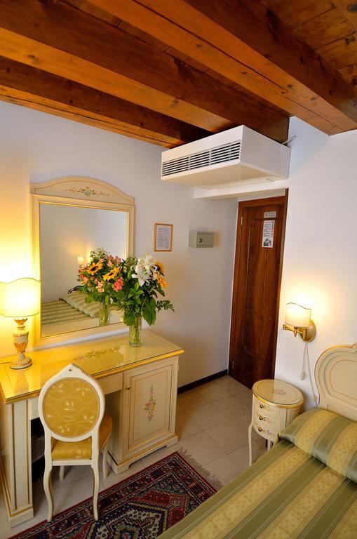 Hotel Orion Venice Luaran gambar